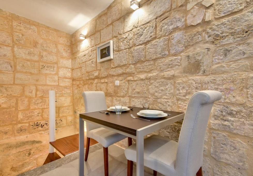 Orangery 101 - Duplex Studio Daire Valletta Dış mekan fotoğraf