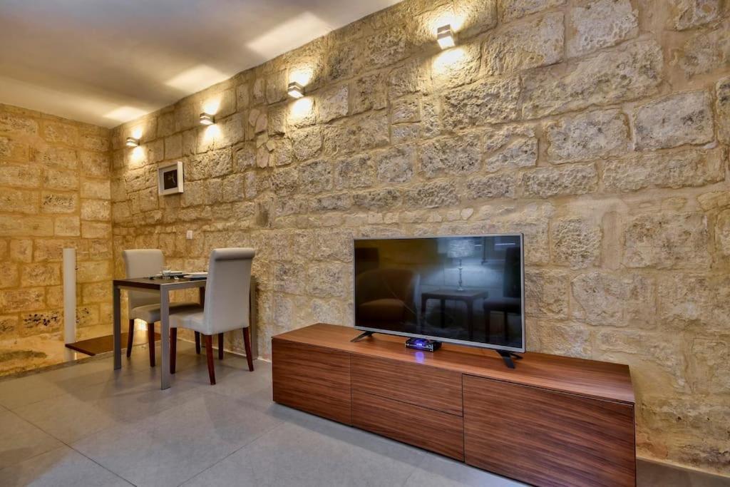 Orangery 101 - Duplex Studio Daire Valletta Dış mekan fotoğraf